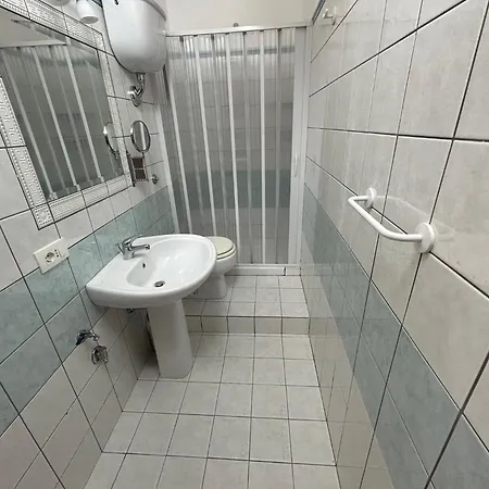 Ludox Apartment *