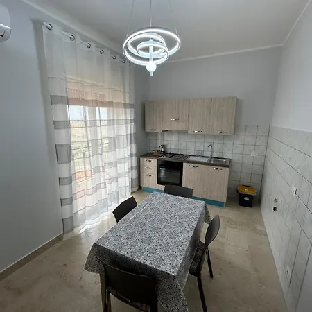 Ludox Apartment *